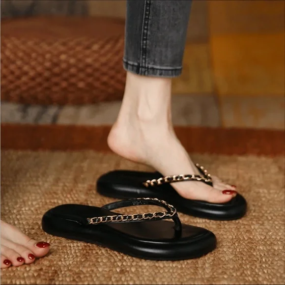 Black and Gold Chain Flip Flop Sandles - Picture 1 of 2